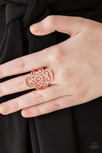 Cargar imagen en el visor de la galería, Regal Regalia - Copper Ring

