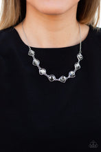 Cargar imagen en el visor de la galería, The Imperfectionist - Silver Necklace Set
