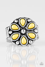Cargar imagen en el visor de la galería, Color Me Calla Lily - Yellow Ring
