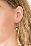 Cargar imagen en el visor de la galería, Belle of the BALLROOM - Green Necklace Set
