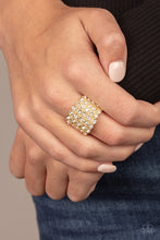 Cargar imagen en el visor de la galería, Million Dollar Masquerade - Gold Ring
