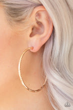 Cargar imagen en el visor de la galería, A Double Take - Gold Earrings
