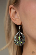 Charger l&#39;image dans la galerie, All-Girl Glow - Green Earrings
