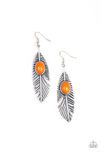 Carregar imagem no visualizador da galeria, QUILL Thrill - Orange Earrings
