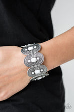 Cargar imagen en el visor de la galería, Turn Up The TROPICAL Heat - White Bracelet
