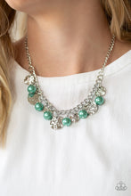 Cargar imagen en el visor de la galería, Seaside Sophistication - Green Necklace Set
