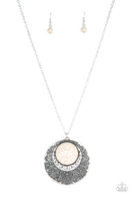 Cargar imagen en el visor de la galería, Medallion Meadow - White Necklace Set

