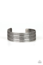 Load image into Gallery viewer, Patterned Plains - Silver Bracelet
