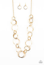 Cargar imagen en el visor de la galería, Natural-Born Ringleader - Gold Necklace Set
