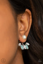 Carregar imagem no visualizador da galeria, Modern Sophistication - Blue Earrings

