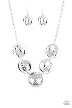 Charger l&#39;image dans la galerie, First Impressions - Silver Necklace Set
