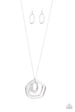 Cargar imagen en el visor de la galería, Urban Artisan - Silver Necklace Set
