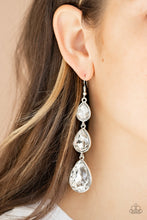 Cargar imagen en el visor de la galería, Metro Momentum - White Earrings
