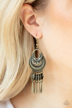 Carregar imagem no visualizador da galeria, Give Me Liberty - Brass Earrings
