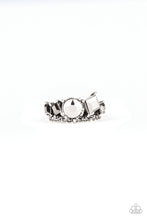 Cargar imagen en el visor de la galería, Champion Couture - Silver Ring
