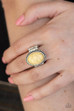 Cargar imagen en el visor de la galería, Beautiful Deserts - Yellow Ring
