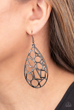 Load image into Gallery viewer, Reshaped Radiance - Black Earrings
