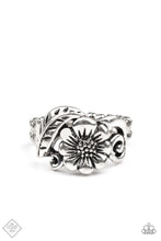 Cargar imagen en el visor de la galería, Oceanside Orchard - Silver Ring
