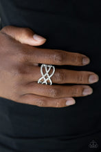 Charger l&#39;image dans la galerie, Cross Action Couture - White Ring
