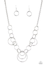 Charger l&#39;image dans la galerie, Ringing Relic - Silver Necklace Set

