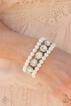 Cargar imagen en el visor de la galería, Flawlessly Flattering - White Bracelet
