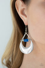 Cargar imagen en el visor de la galería, Mystical Moonbeams - Blue Earrings
