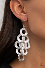 Cargar imagen en el visor de la galería, Scattered Shimmer - Silver Earrings
