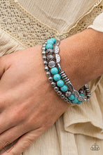 Cargar imagen en el visor de la galería, Trail Mix Mecca - Blue Bracelet Set
