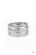 Cargar imagen en el visor de la galería, Relics On Repeat - Silver Bracelets
