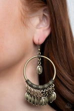 Charger l&#39;image dans la galerie, Metallic Harmony - Brass Earrings
