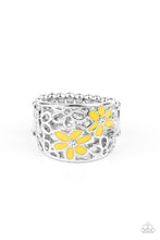 Charger l&#39;image dans la galerie, Clear as DAISY - Yellow Ring

