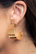 Charger l&#39;image dans la galerie, Flatten The Curve - Gold Earrings
