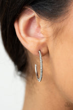 Cargar imagen en el visor de la galería, Dont Think Twice - White Earrings
