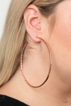 Cargar imagen en el visor de la galería, Diamondback Diva - Copper Earrings
