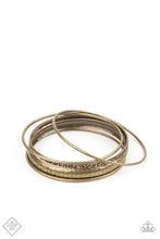 Cargar imagen en el visor de la galería, Get Into Gear - Brass Bracelet Set
