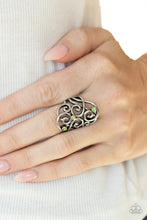 Cargar imagen en el visor de la galería, FRILL Out! - Green Ring

