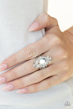 Cargar imagen en el visor de la galería, Icy Icon - White Ring
