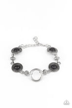 Cargar imagen en el visor de la galería, Musical Mountains - Black Bracelet
