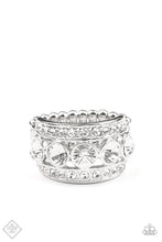 Cargar imagen en el visor de la galería, Princess Pedigree - White Ring

