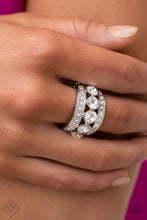 Cargar imagen en el visor de la galería, Princess Pedigree - White Ring
