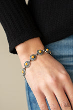 Charger l&#39;image dans la galerie, Springtime Special - Orange Bracelet
