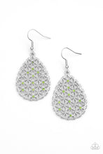 Charger l&#39;image dans la galerie, Glorious Gardens - Green Earrings
