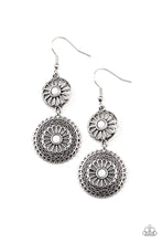 Charger l&#39;image dans la galerie, Keep It WHEEL - White Earrings
