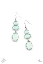 Charger l&#39;image dans la galerie, Tiers Of Tranquility - Blue Earrings
