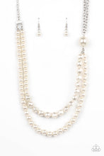 Cargar imagen en el visor de la galería, Remarkable Radiance - White Necklace Set

