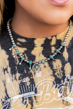 Cargar imagen en el visor de la galería, Luck Of The West - Blue Necklace Set
