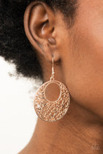 Charger l&#39;image dans la galerie, Vineyard Romance - Rose Gold Earrings
