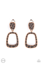 Charger l&#39;image dans la galerie, Playfully Primitive - Copper Earrings
