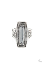 Cargar imagen en el visor de la galería, Luminary Luster - Silver Ring
