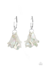 Charger l&#39;image dans la galerie, Jaw-Droppingly Jelly - Silver Earrings
